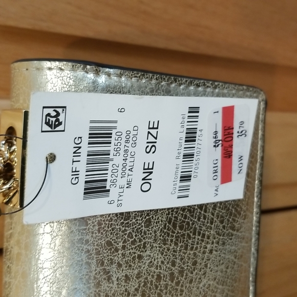 INC Womens metallic gold crossbody clutch with gold shoulder length chain. - Picture 4 of 6